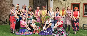 Hawaiianischer Hula Tanz – Grundstufe mit Bella Steudel & M. Dörfler