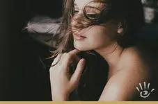 Die Königin kehrt auf den Thron zurück - Eine Initiation für starke Frauen - für Eigenmacht und Selbstliebe mit Katrin Laux