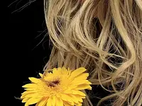 Aromatherapie rund um den weiblichen Zyklus „Frauensache” mit Esther Golik