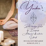 Yindra – Dein lebendiger Raum für Bewegung, Achtsamkeit und weiblicher Urkraft mit Juliane