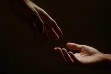 Kuschelabend BLIND & SILENT – nährende Berührungen frei und achtsam mit Rainer Schulz