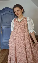 Sarafan-Nähkurs energiebewahrende Kleidung mit Victoria Vesta