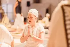Weißes Tantra Yoga – Kinder und Schwerbehinderte